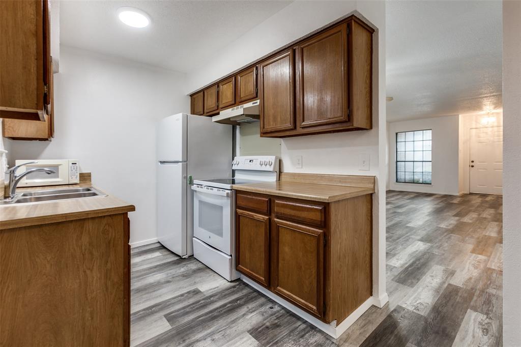 2111 E Belt Line Road 168B