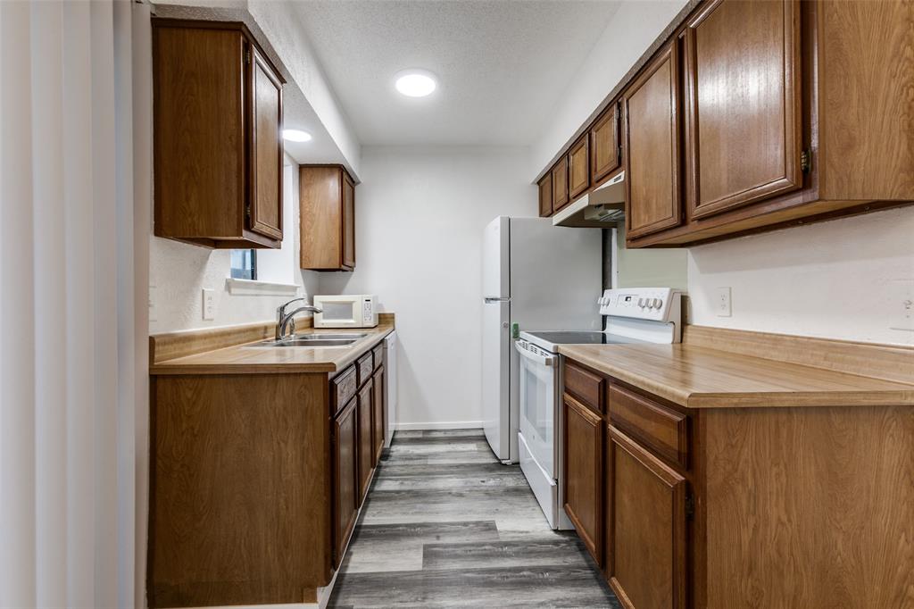 2111 E Belt Line Road 168B
