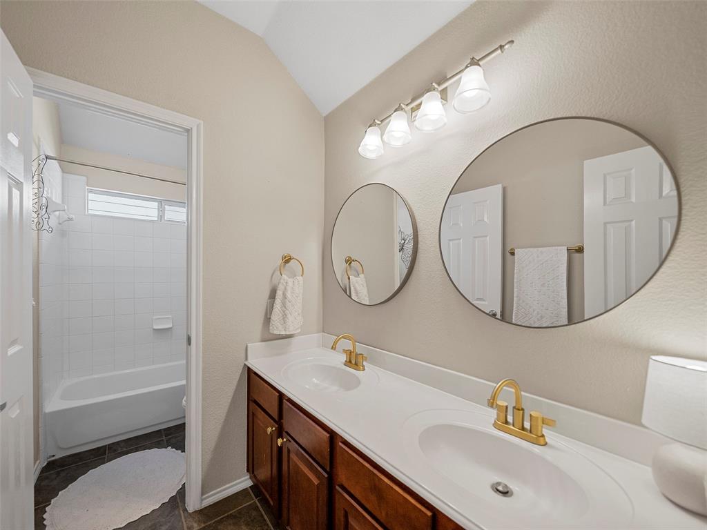 Winsor Meadows At Westridge Ph 2b - Residential