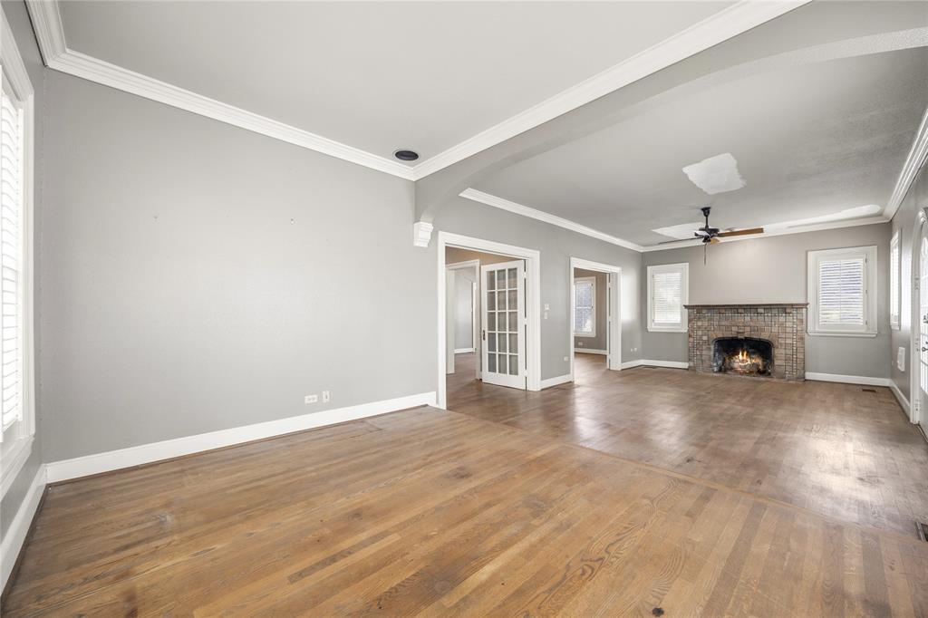 4129 Bowser Avenue