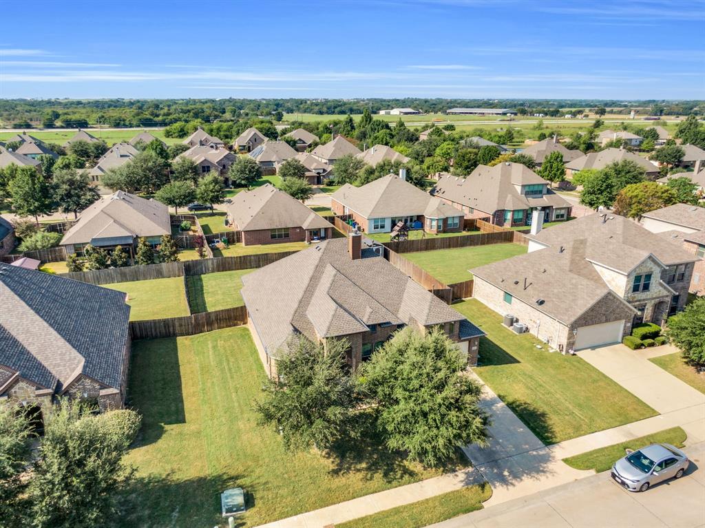 109 Thoroughbred Street