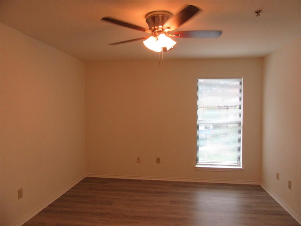 Holly Oaks Twnhms - Residential