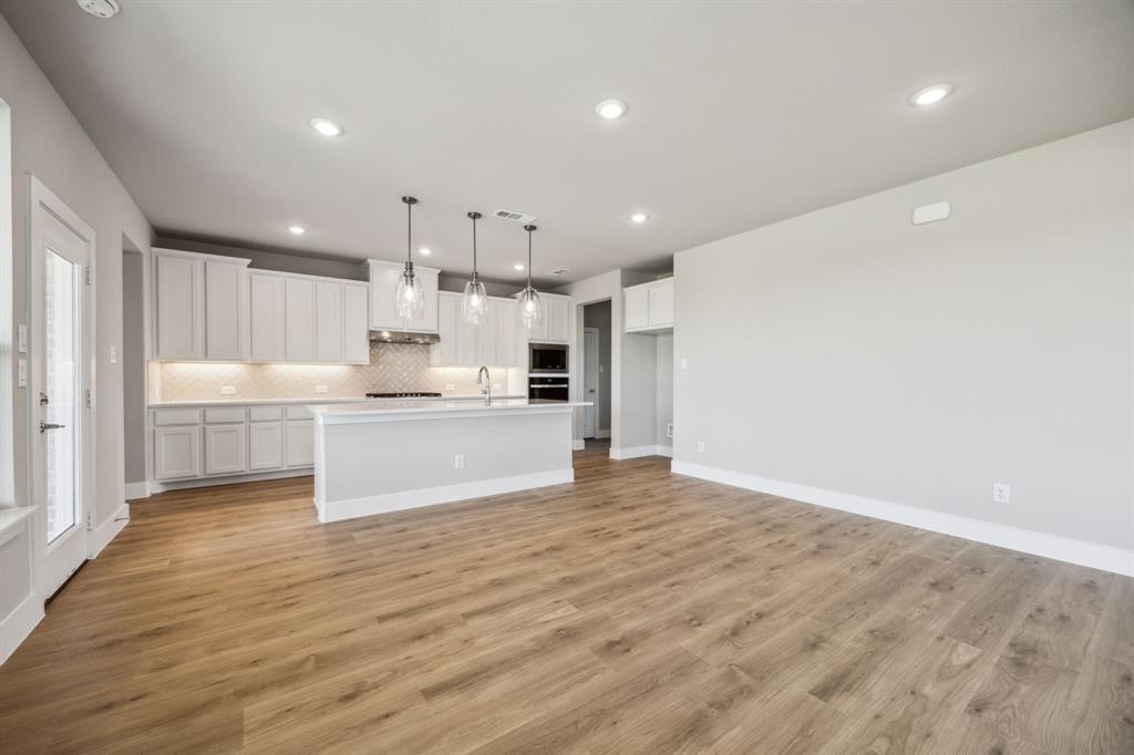 Ellis Ranch Estates - Residential