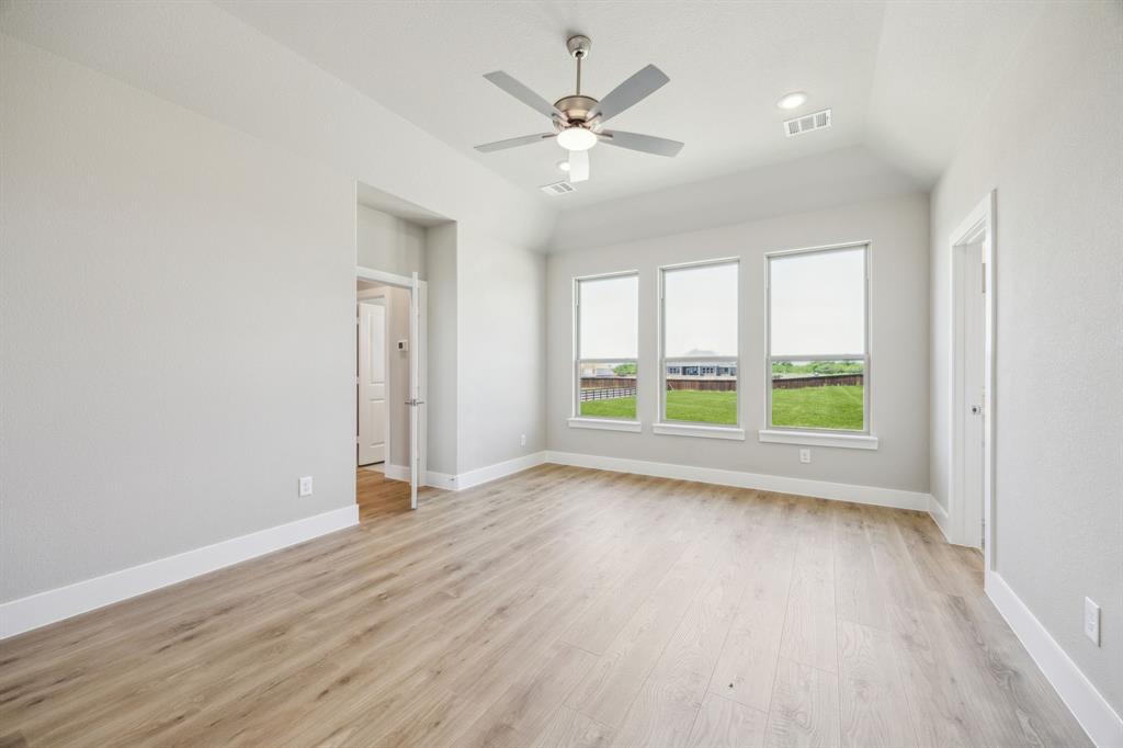 Ellis Ranch Estates - Residential