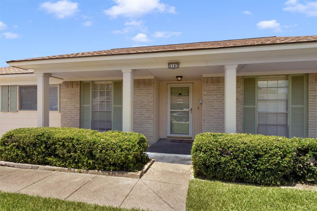 2103 Bordeaux Drive