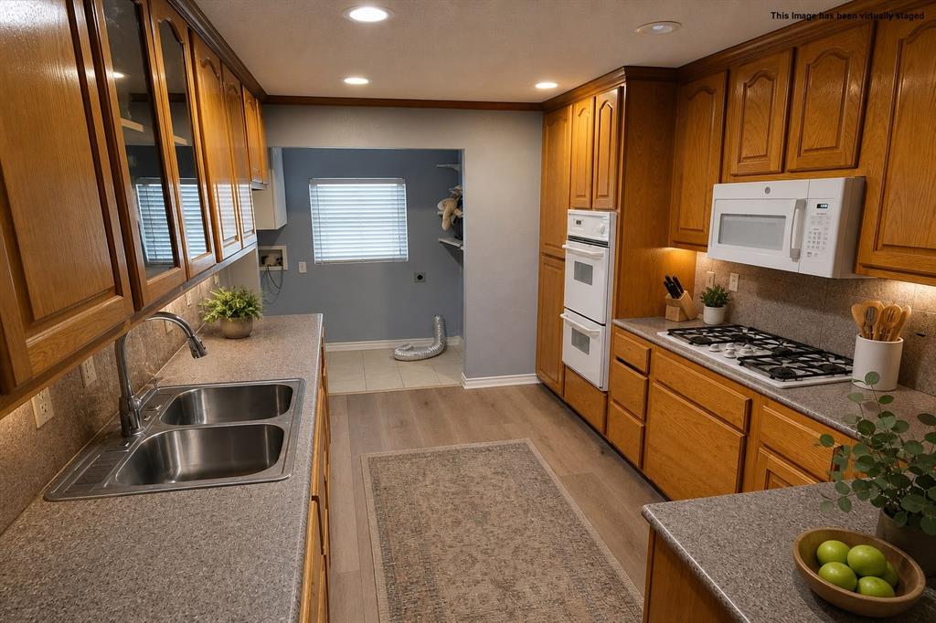 Hilandale Rev - Residential