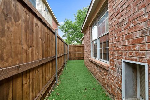 Tiny photo for 9602 Windy Hollow Drive, Irving, TX 75063 (MLS # 21079430)