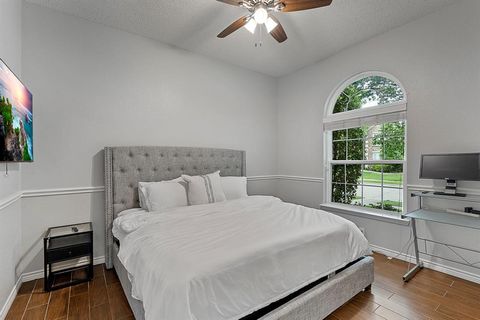 Tiny photo for 9602 Windy Hollow Drive, Irving, TX 75063 (MLS # 21079430)