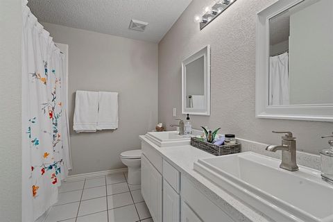 Tiny photo for 9602 Windy Hollow Drive, Irving, TX 75063 (MLS # 21079430)