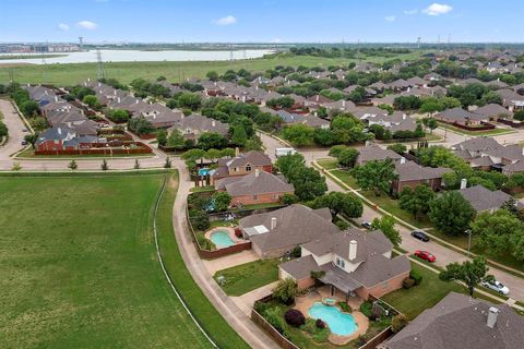 Tiny photo for 9602 Windy Hollow Drive, Irving, TX 75063 (MLS # 21079430)