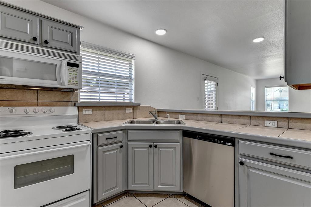 College Park Add - Residential Lease