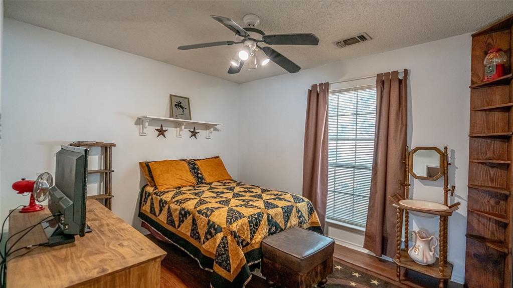 Knob Hill Ph Two - Residential