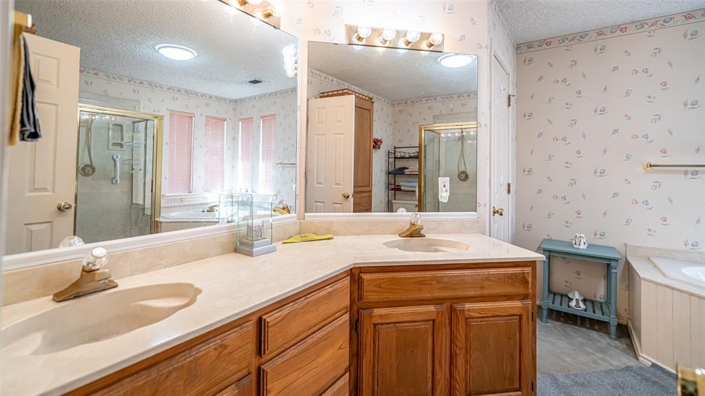 Knob Hill Ph Two - Residential