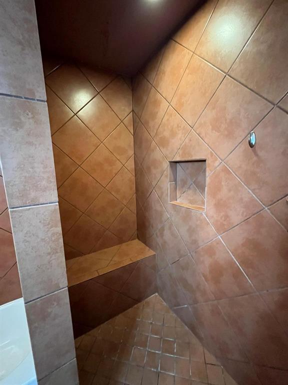 Snug Harbor Condo Apts - Residential