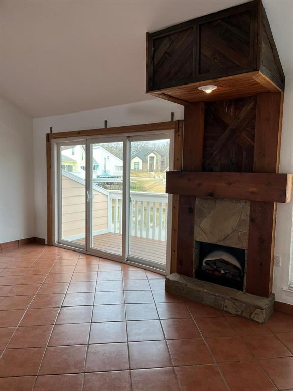 Snug Harbor Condo Apts - Residential