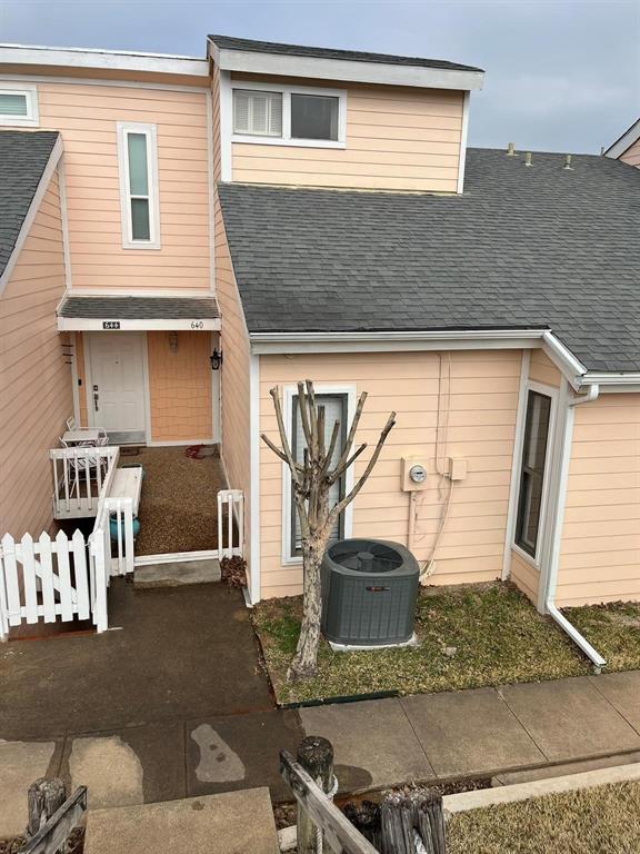 Snug Harbor Condo Apts - Residential