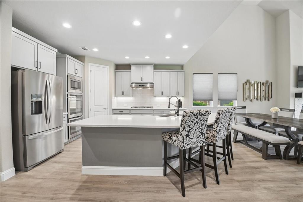 2206 Wellington Lane