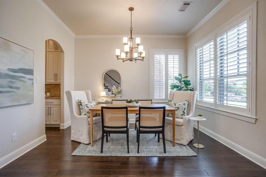 306 Creekview Terrace