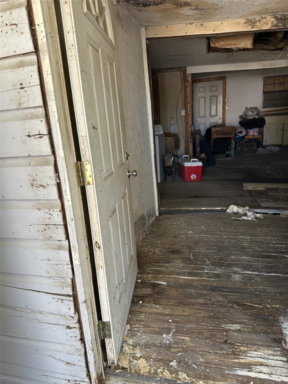 Westwood 01 - Residential