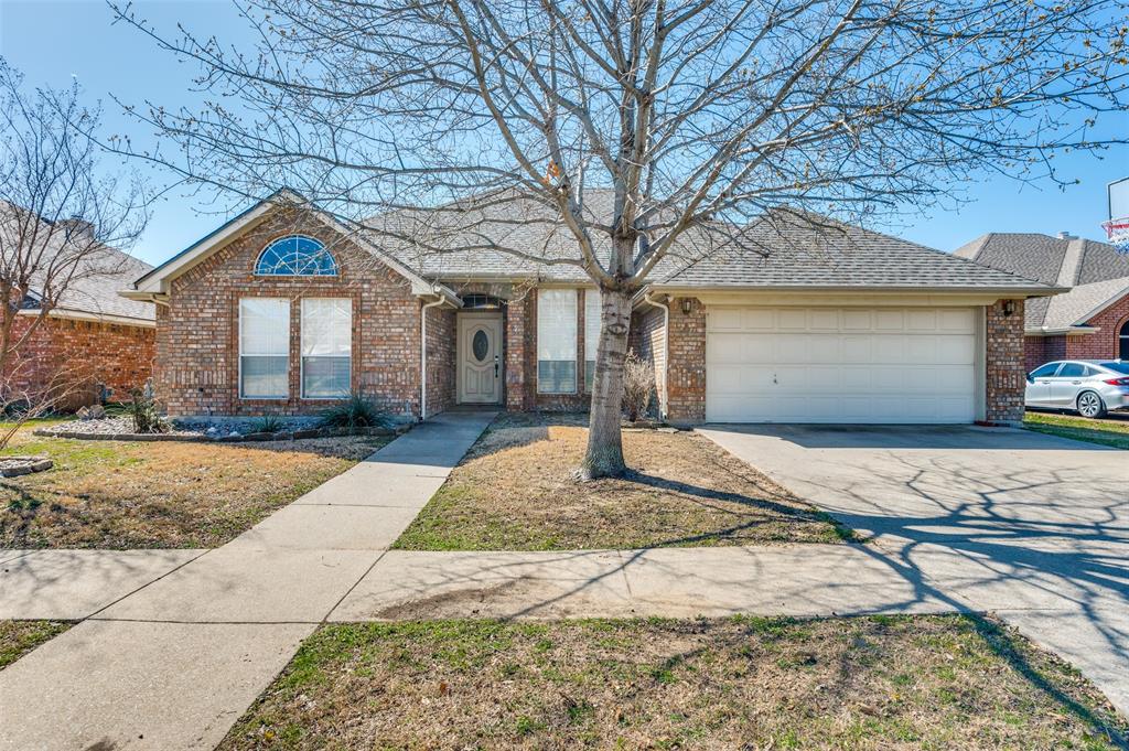 8304 Emerald Circle