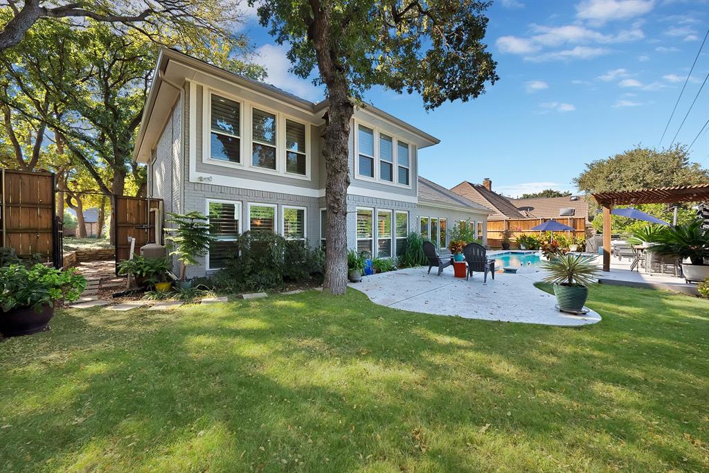 2907 Arbor Oaks Drive
