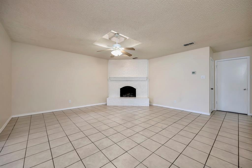 821 Timberoaks Drive