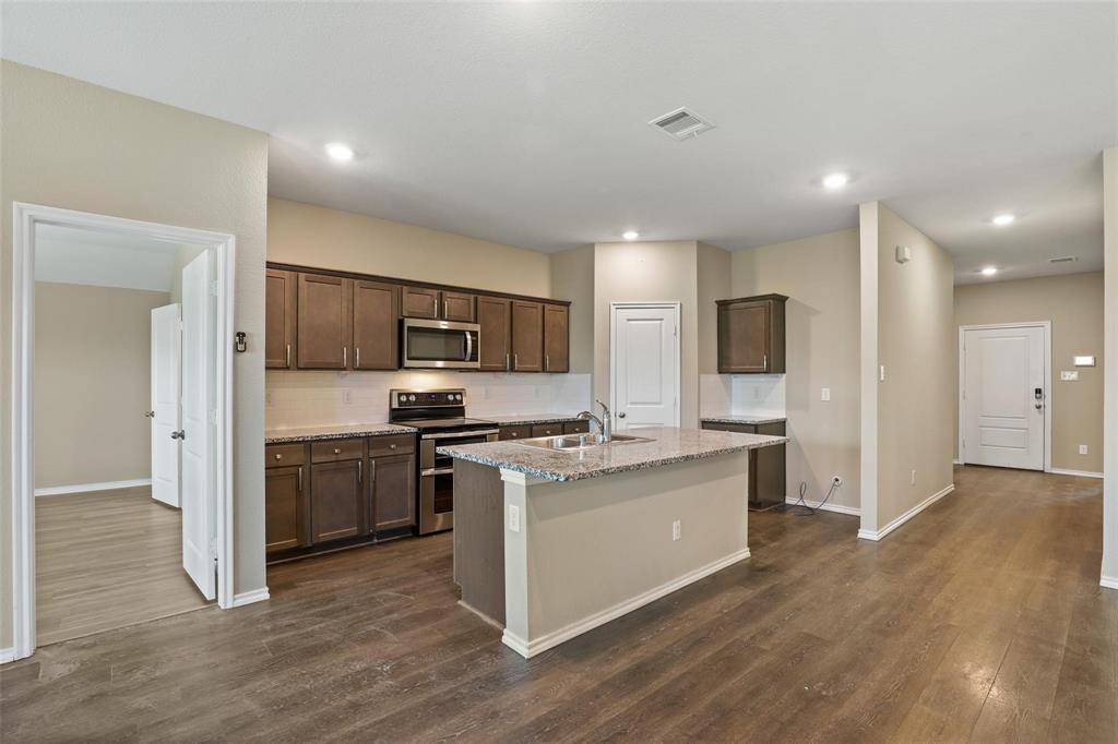 Magnolia Ph 5 - Residential Lease