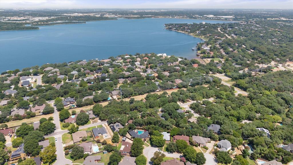 3320 Thorntree Court