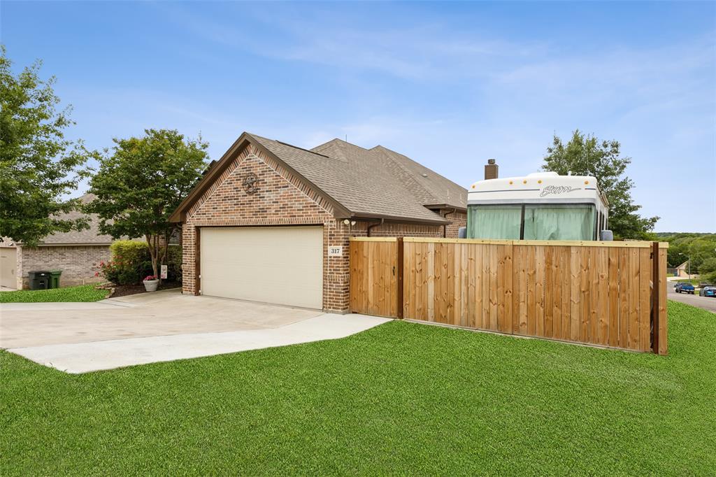317 Red Drive