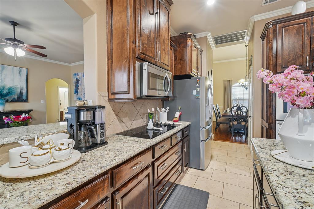 3541 Pinnacle Bay Point