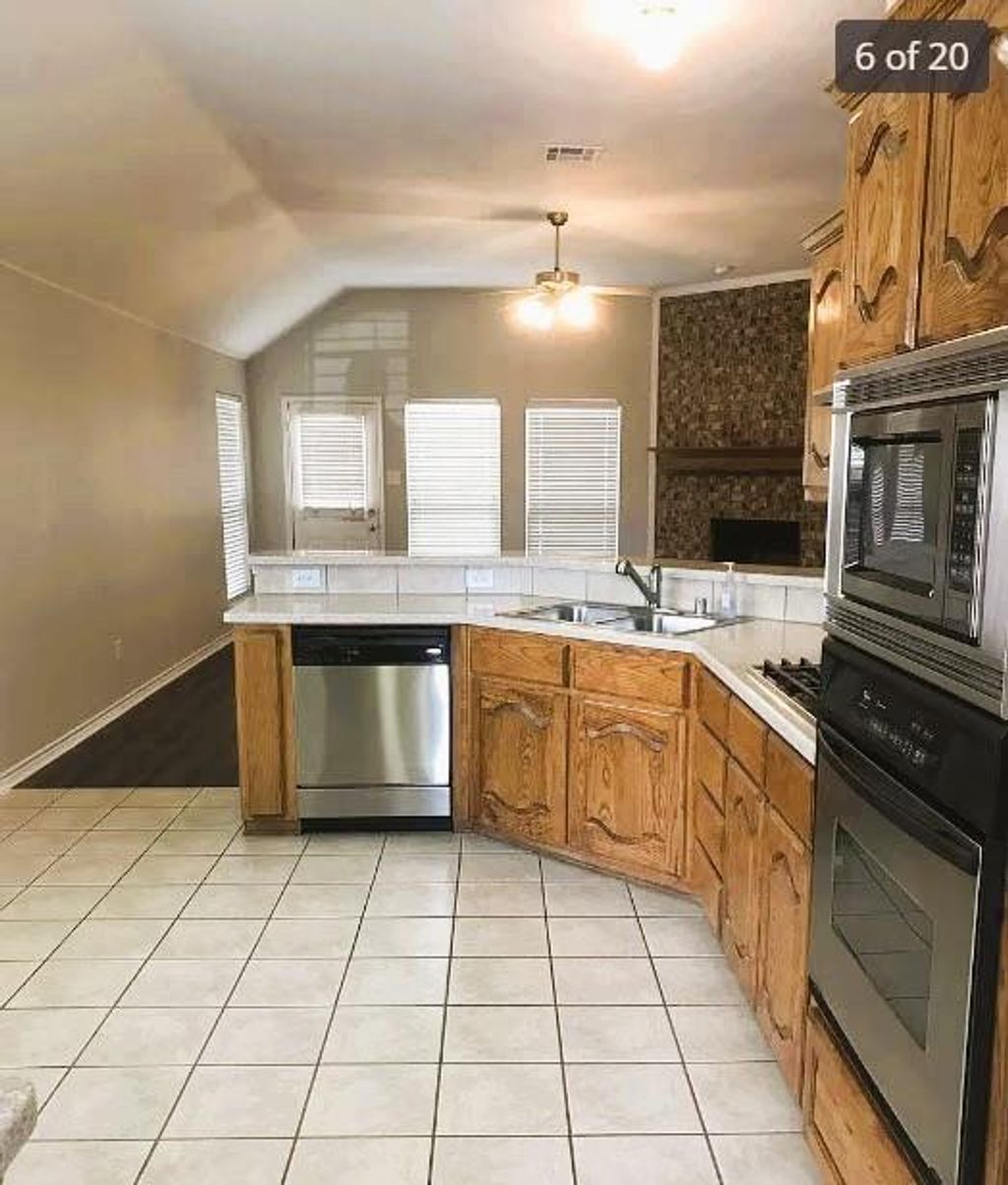 Photo of 2750 Fern Valley Lane, Rockwall, TX 75087 (MLS # 21249591)