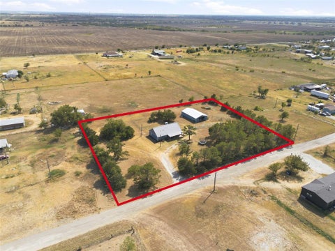 Photo of 88 Green Meadow Drive, Valley View, TX 76272 (MLS # 21384033)