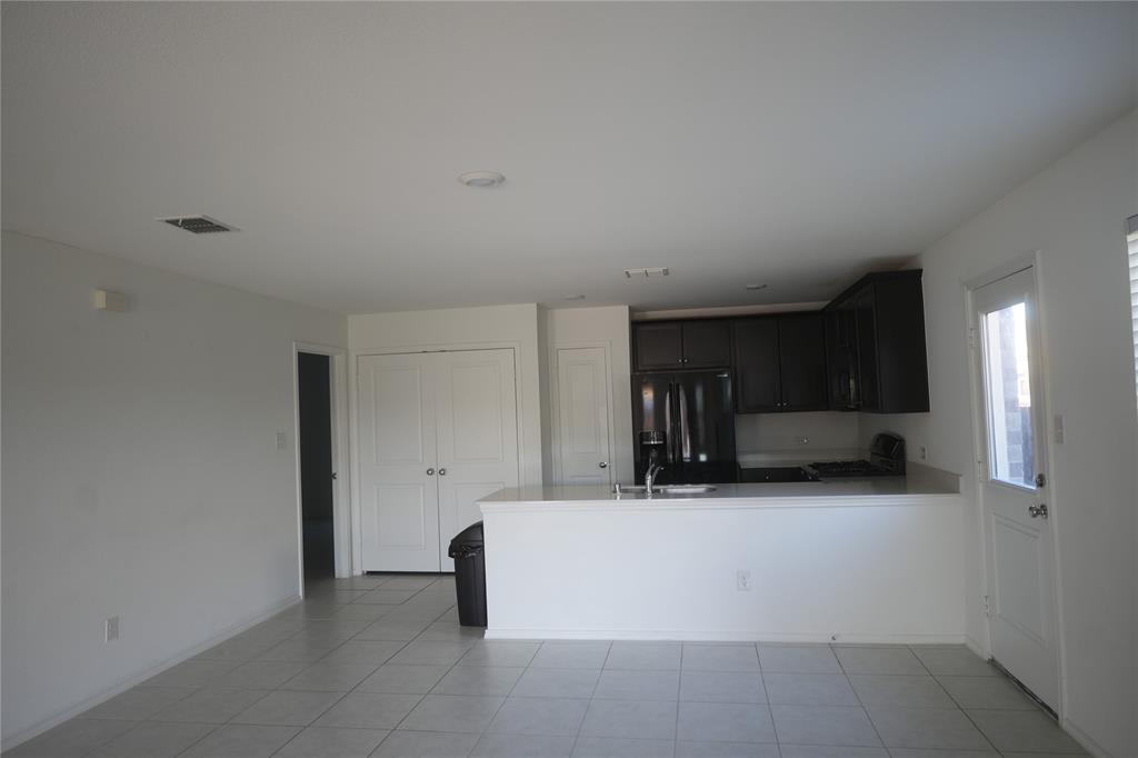 Wildcat Ranch Ph 3 - Residential Lease