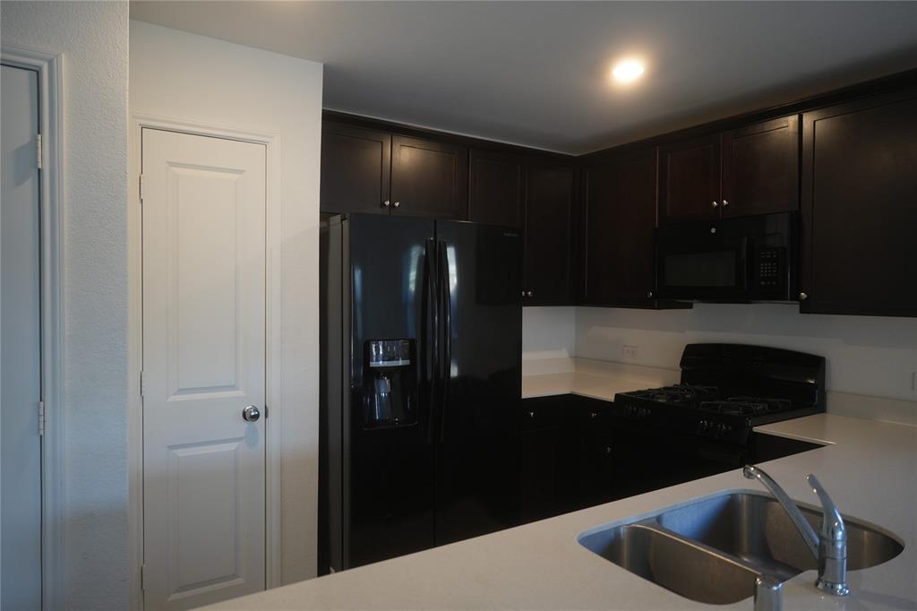 Wildcat Ranch Ph 3 - Residential Lease