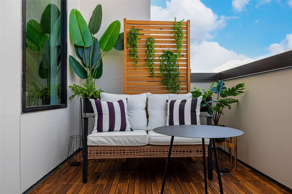 Kessler West Townhomes - Residential