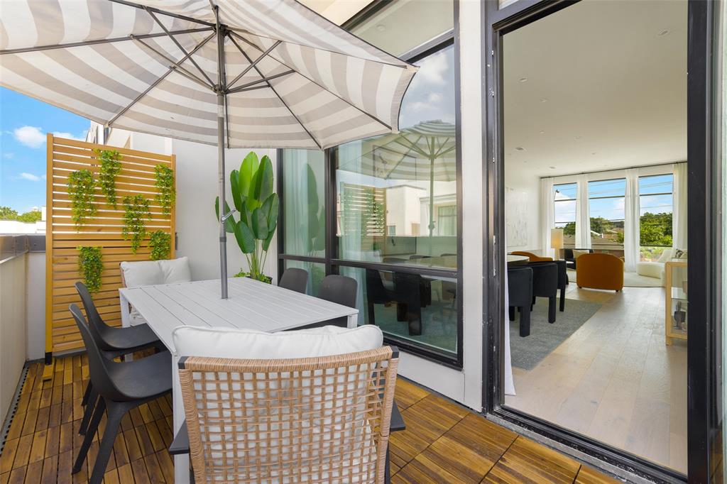 Kessler West Townhomes - Residential