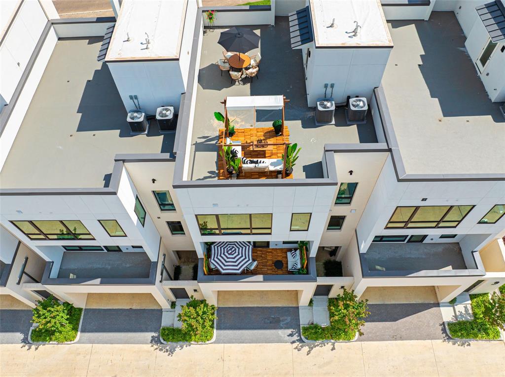 Kessler West Townhomes - Residential