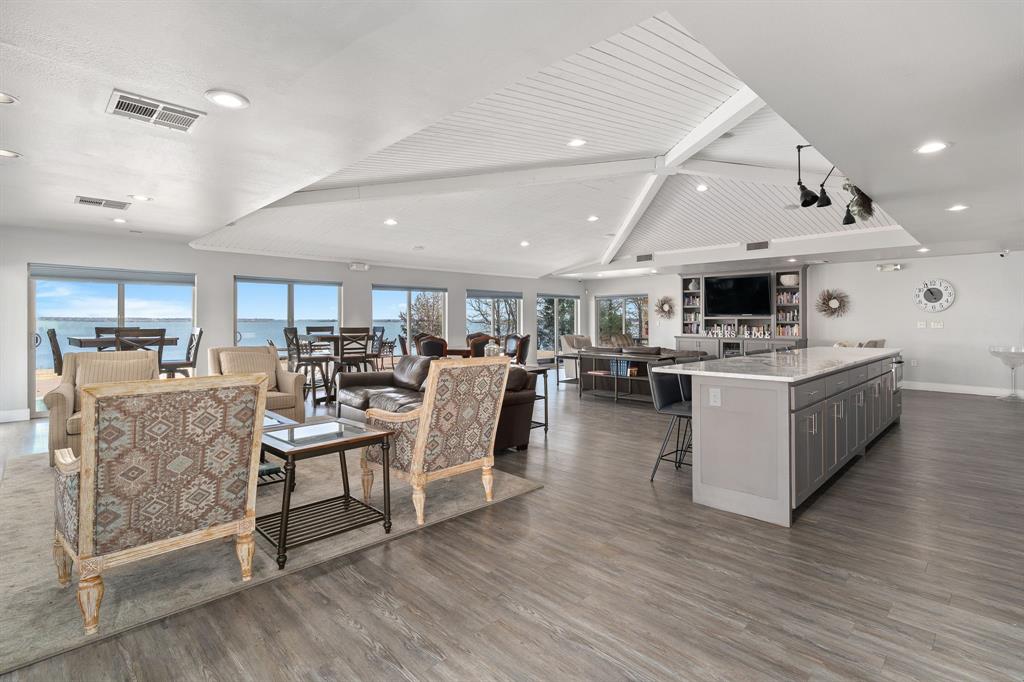 Lewisville Water's Edge II Condominium - Residential