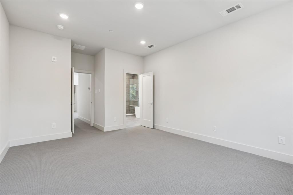 Lewisville Water's Edge II Condominium - Residential