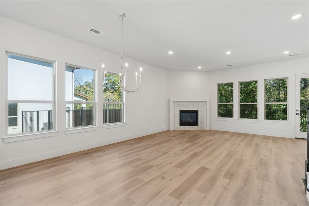 Lewisville Water's Edge II Condominium - Residential