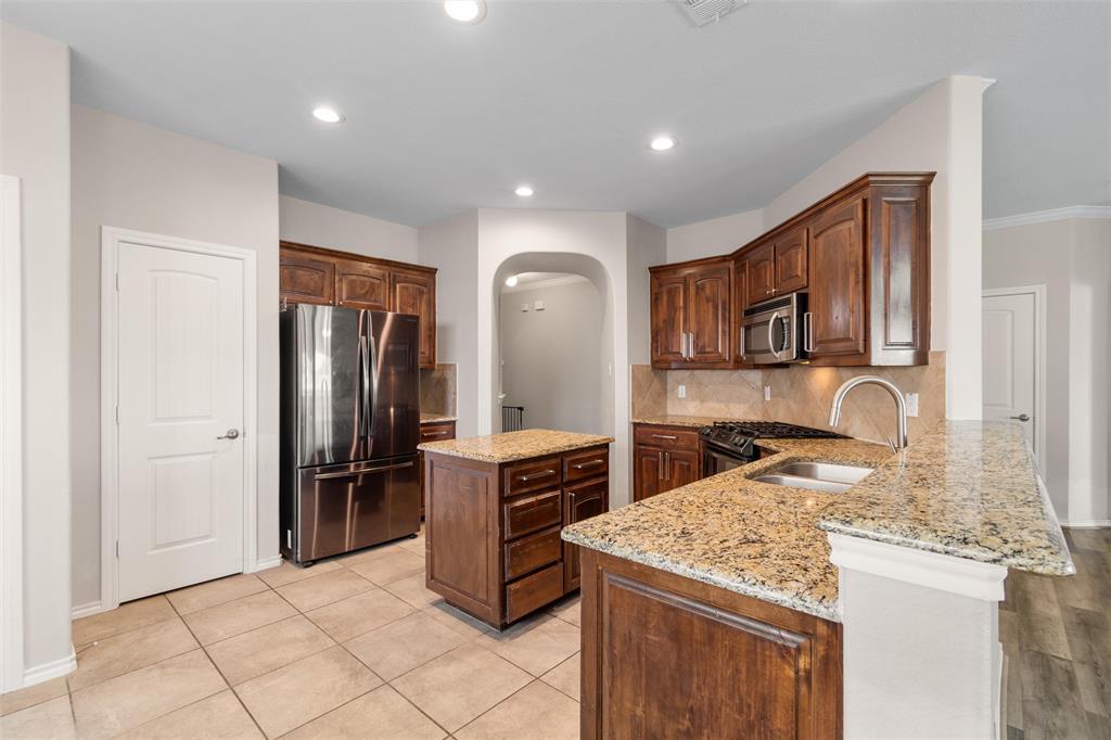 5532 Grayson Ridge Drive