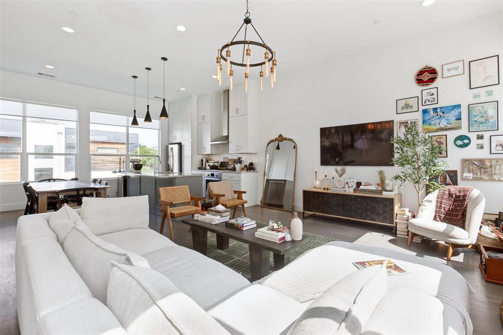 2319 Kirby Street 102