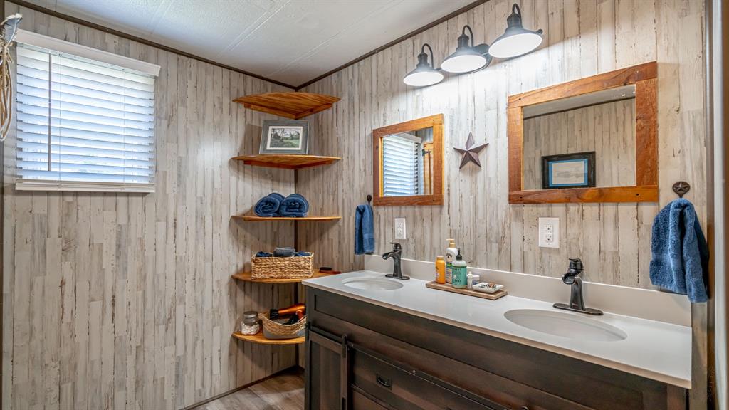 Blue Water Shores - Residential