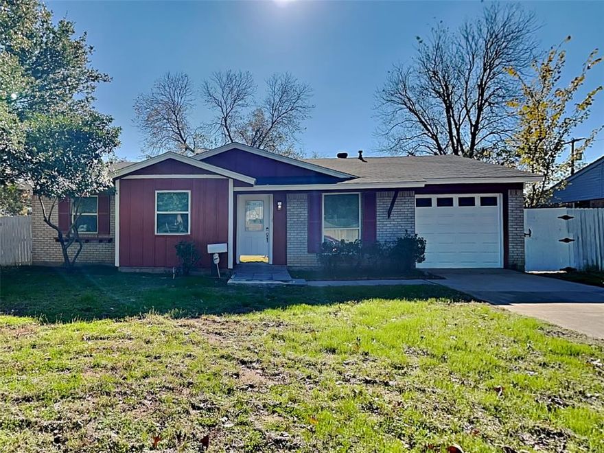 Discover the bona fide Texas charm of this delightful 1109 sq ft family domicile. A proficient blend of comfort and style, embark on a wholesome living experience with its 3 cozy bedrooms and 2 immaculate bathrooms. Enjoy the architectural allure of its traditional structure, hearteningly harmonized with contemporary convenience. Located at 1101 Johns Drive in the thriving area of Euless, Texas, this property offers the ideal connection to the city's pulsating rhythm, whilst still maintaining its serene residential ambiance. A stone's throw from top-rated schools, indulge in the benefits of quality education and surrounding amenities. Nothing quite encapsulates the essence of an authentic, fulfilling family home quite like this property does. Appreciate the stunning view via the provided hi-res image link and envision the fruitful lifestyle this property promises. An unparalleled real estate gem in the heart of TX.

This property is eligible for deposit alternative coverage in lieu of a security deposit. For information and enrollment, please contact our leasing team and enjoy a deposit-free renting experience.  Resident Benefit Package: $42.00-month. Includes HVAC air filter delivery, Tenant Liability Insurance, Credit Reporting, Tenant Rewards Program, and much more! 
This property is eligible for deposit alternative coverage in lieu of a security deposit. For information and enrollment, please contact our leasing team and enjoy a deposit-free renting experience.