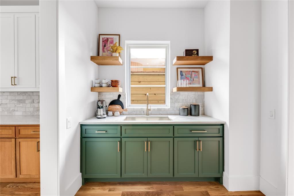 Gaston Terrace - Residential