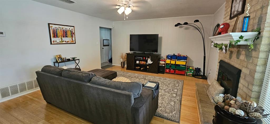 6205 Sunnybrook Drive