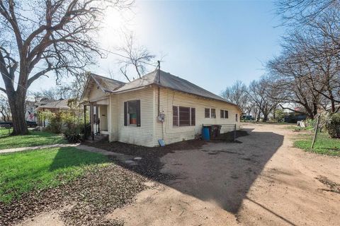 A home in Cleburne