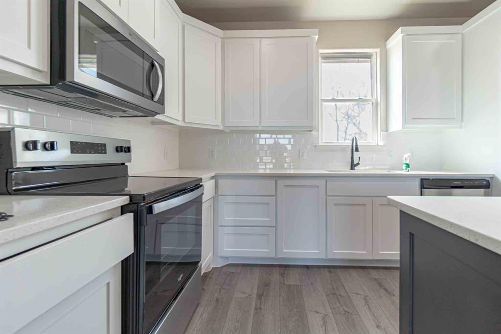 Lakeside Hills - Residential