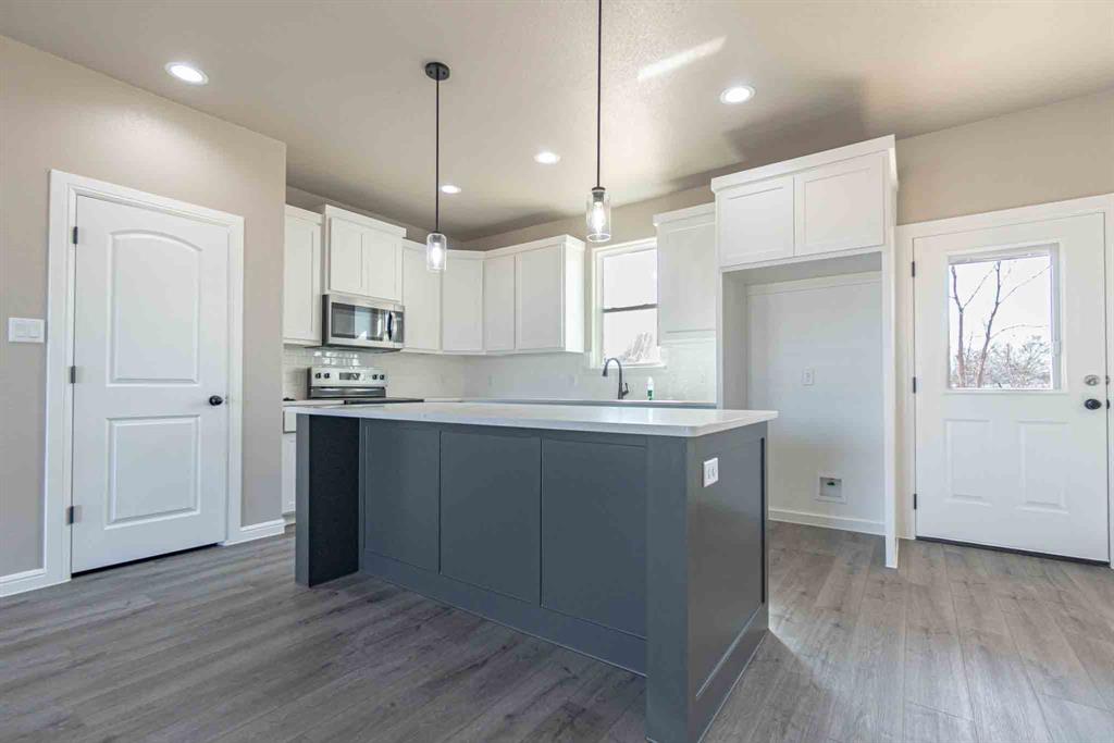 Lakeside Hills - Residential