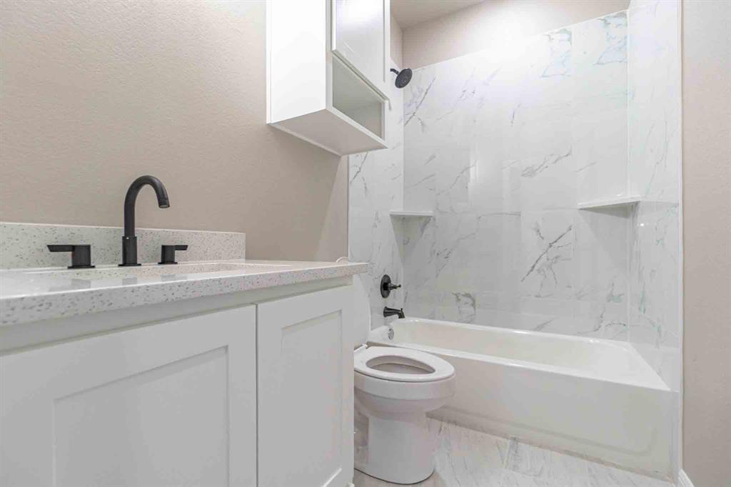 Lakeside Hills - Residential